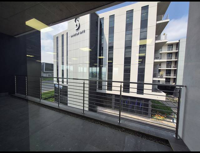 285M² OFFICE TO LET IN GLENADRIENNE